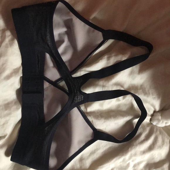 Lululemon bra - Picture 2 of 2